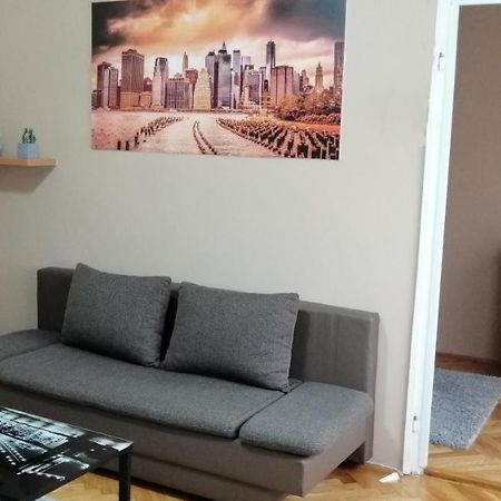 Startpont Apartman Pécs Exterior foto