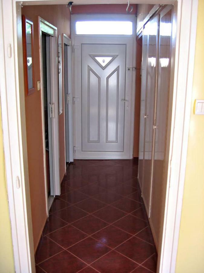 Startpont Apartman Pécs Exterior foto